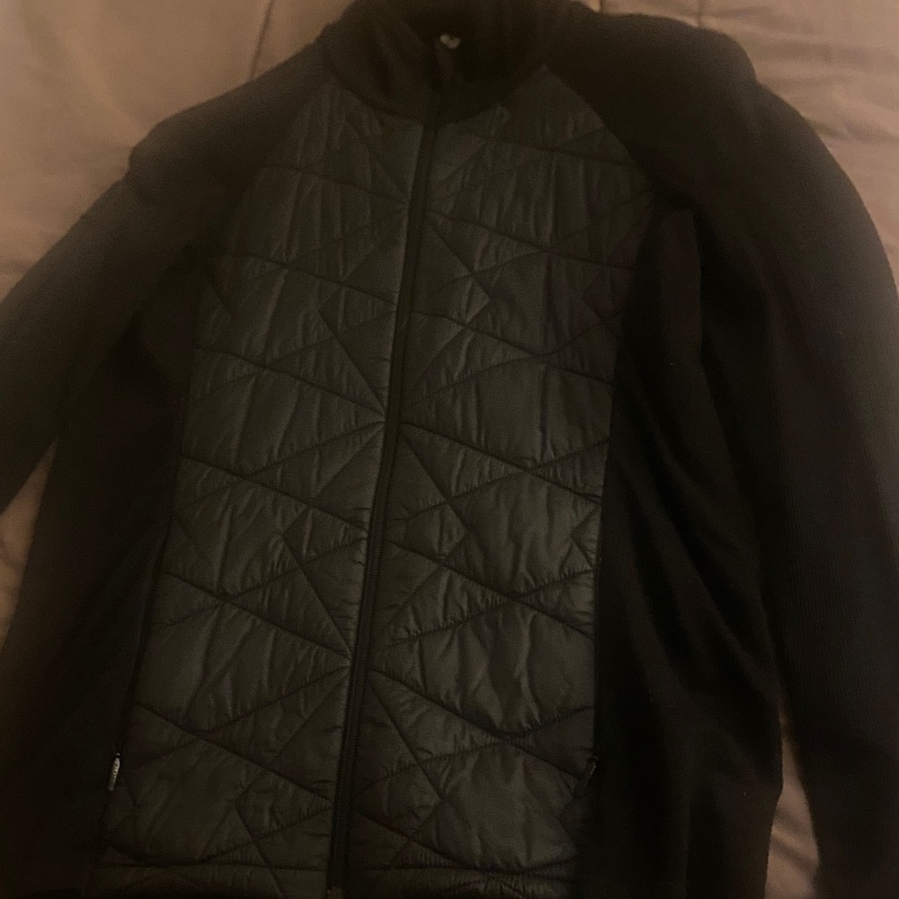 Athleta Black Quilted jacket. Size small.